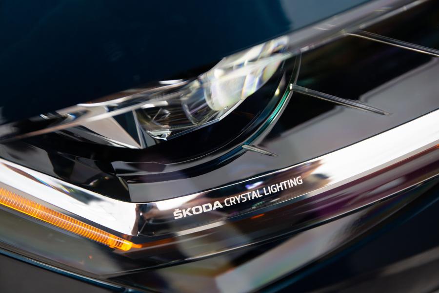 Детали экстерьера Skoda Superb Scout 2019 года  (WW) (фото 44 из 72)